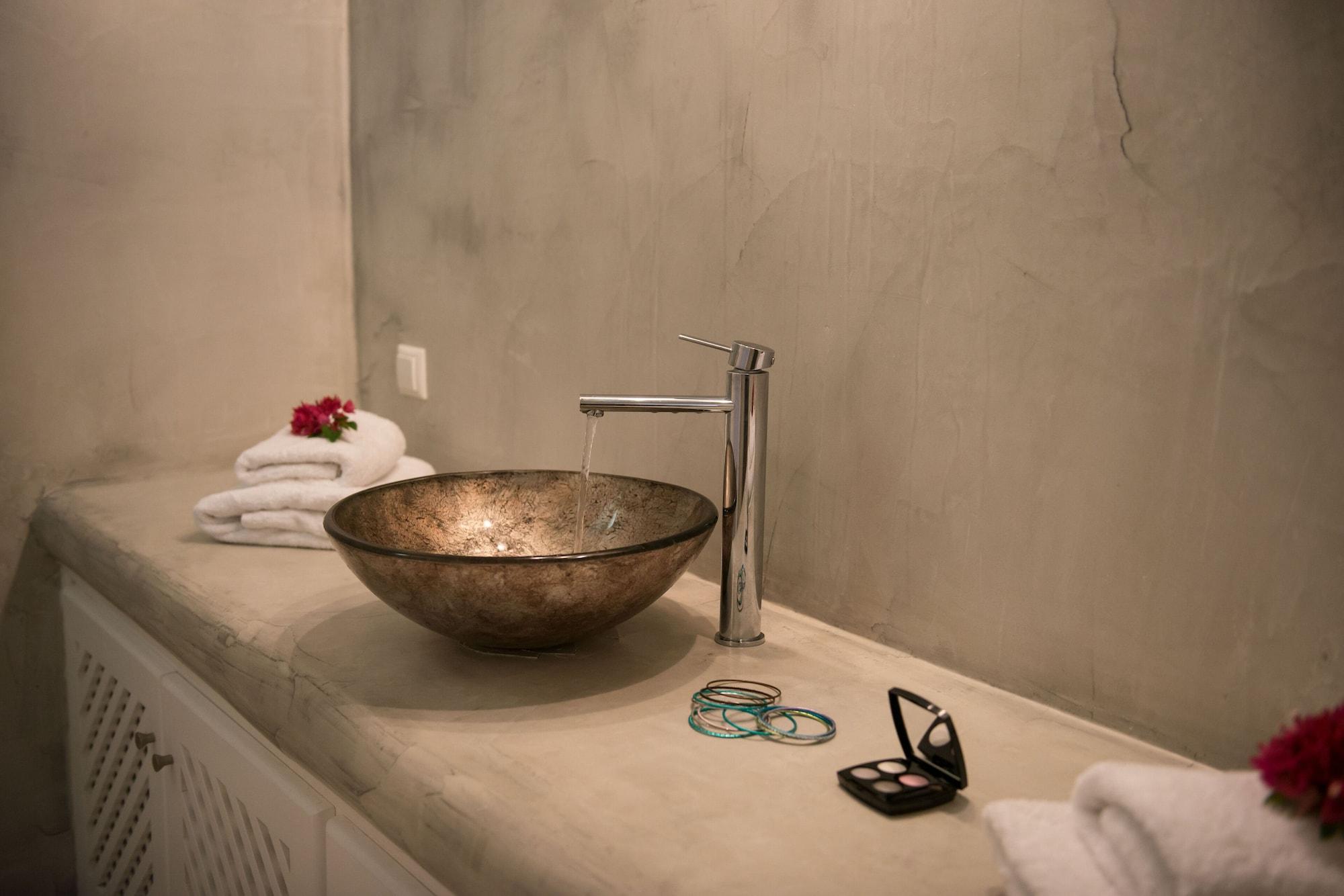 Aelia By Eltheon Apartment Имеровигли Екстериор снимка